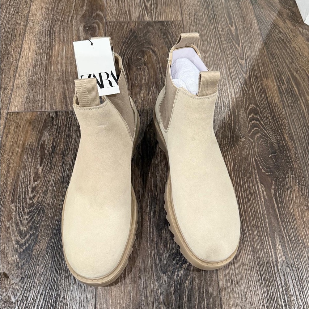 Zara Light Beige Suede Chelsea Boots